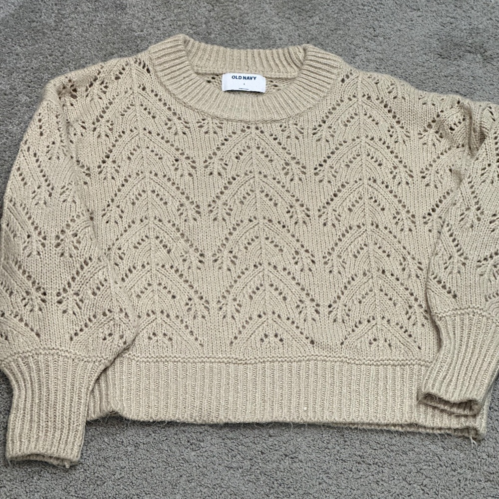 Old navy sweater